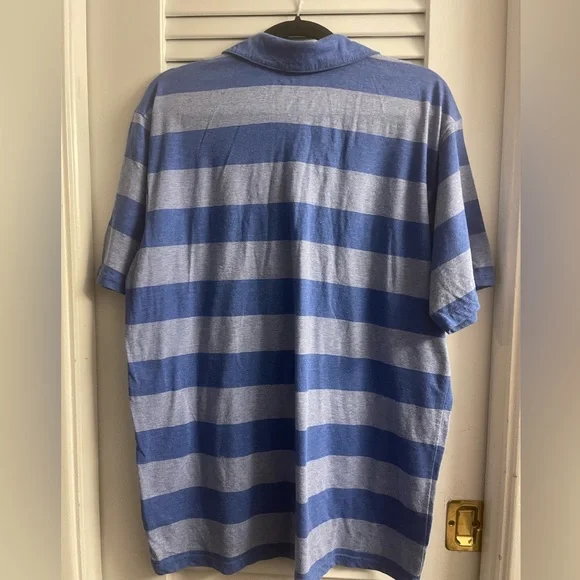Hurley Vintage y2k baggy polo, size XL…runs small by 90s Y2K sizes